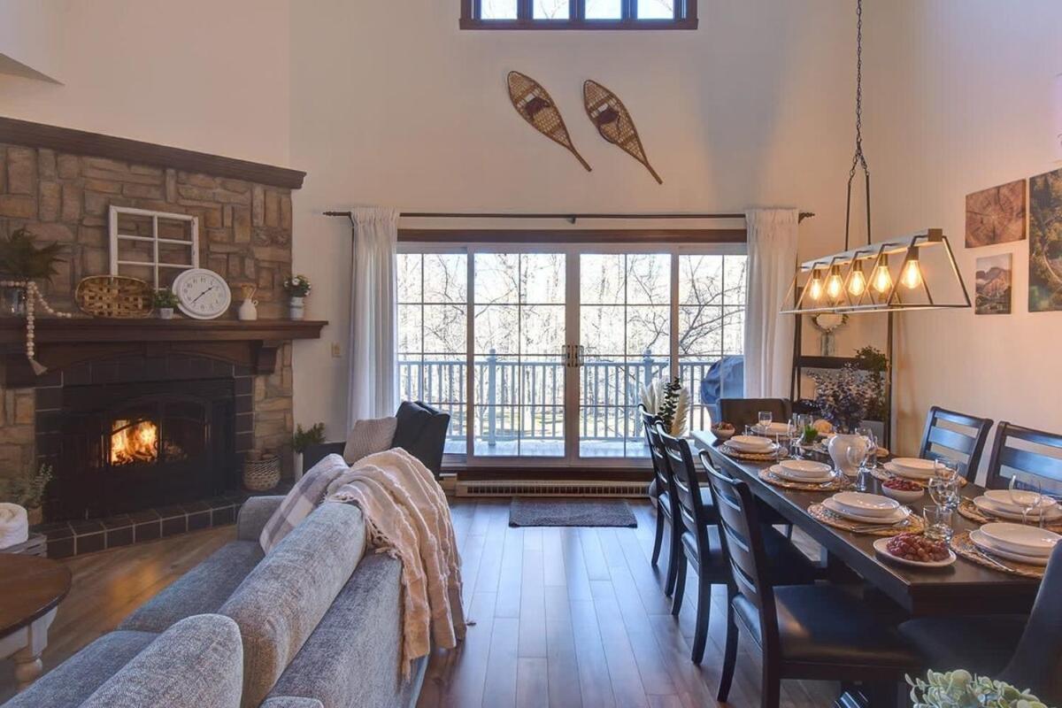 Huge Condo In Front Of Tremblant Ski Resort Mont-Tremblant Esterno foto